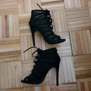 Open to Mesh black Heel
